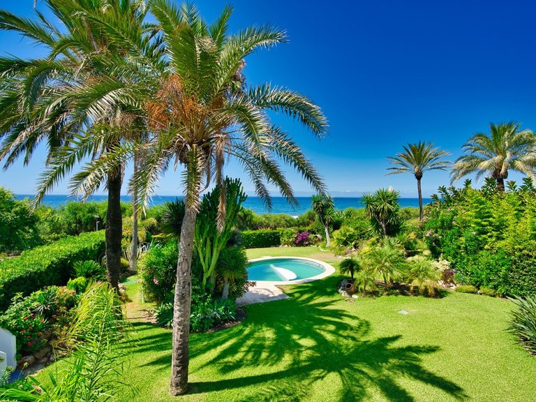 Villa for Sale in Marbella, Malaga 31