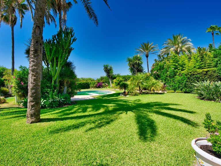 Villa for Sale in Marbella, Malaga 40