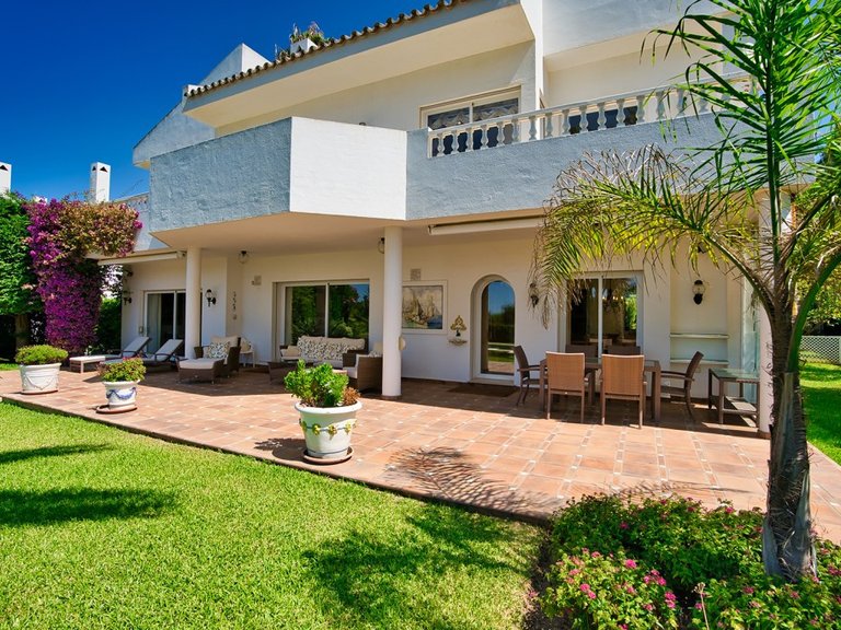 Villa for Sale in Marbella, Malaga 42