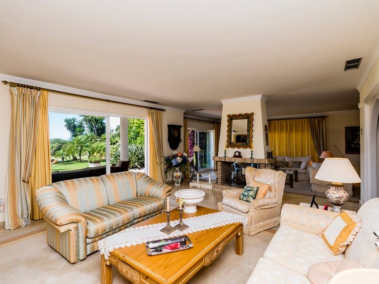 Villa for Sale in Marbella, Malaga 6