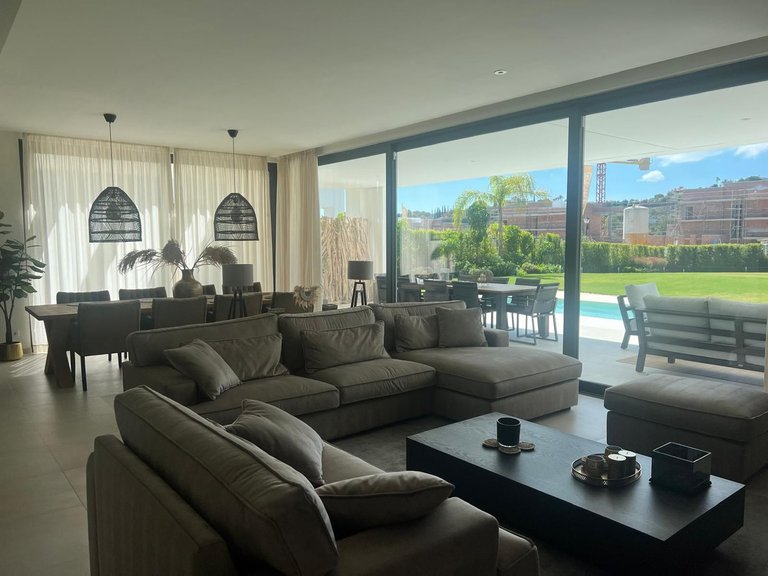 Villa for Sale in Mijas Golf, Malaga 2