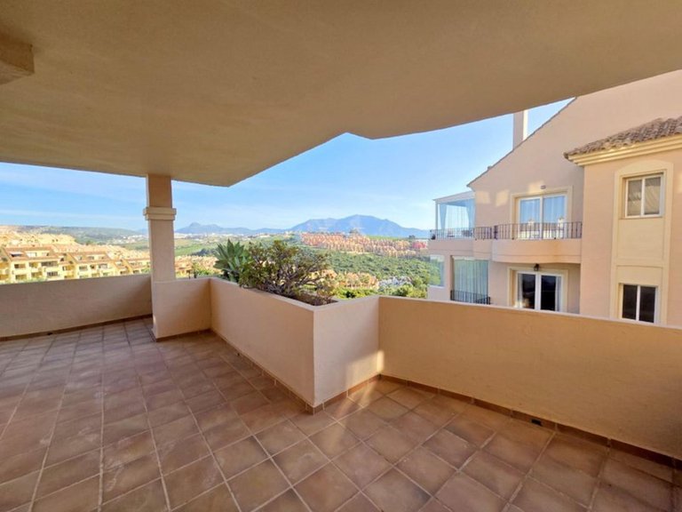 Apartment for Sale in La Duquesa, Malaga 19