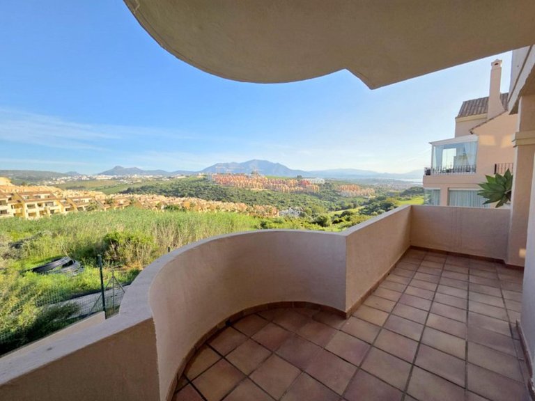 Apartment for Sale in La Duquesa, Malaga 21