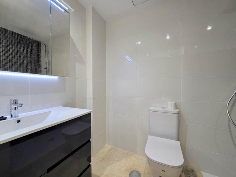 Apartment for Sale in La Duquesa, Malaga 6