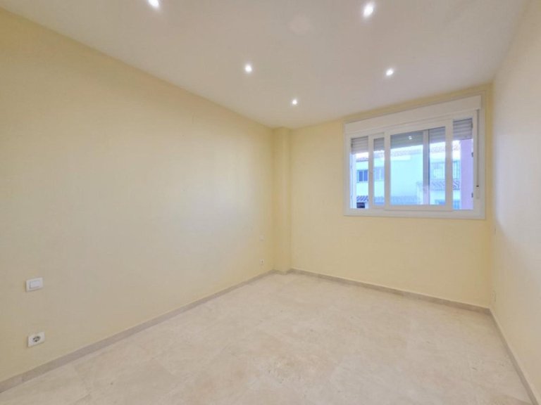 Apartment for Sale in La Duquesa, Malaga 7