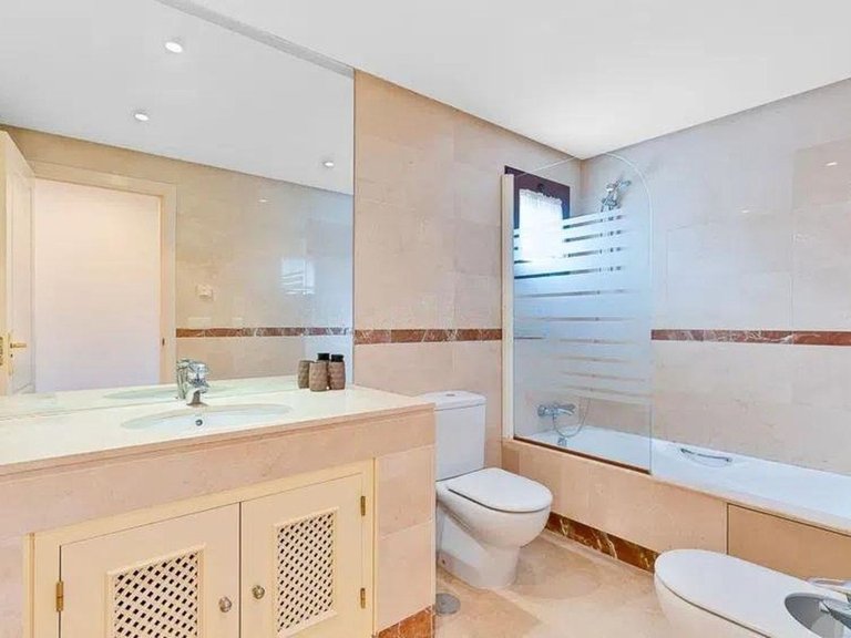 Apartment for Sale in San Pedro De Alcántara, Malaga 10