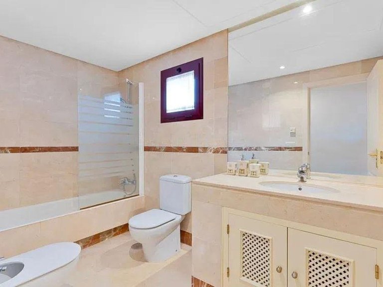 Apartment for Sale in San Pedro De Alcántara, Malaga 16