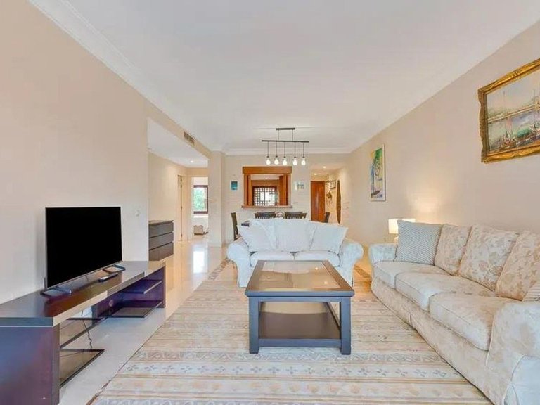 Apartment for Sale in San Pedro De Alcántara, Malaga 4