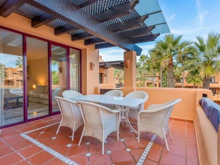 Apartment for Sale in San Pedro De Alcántara, Malaga 6