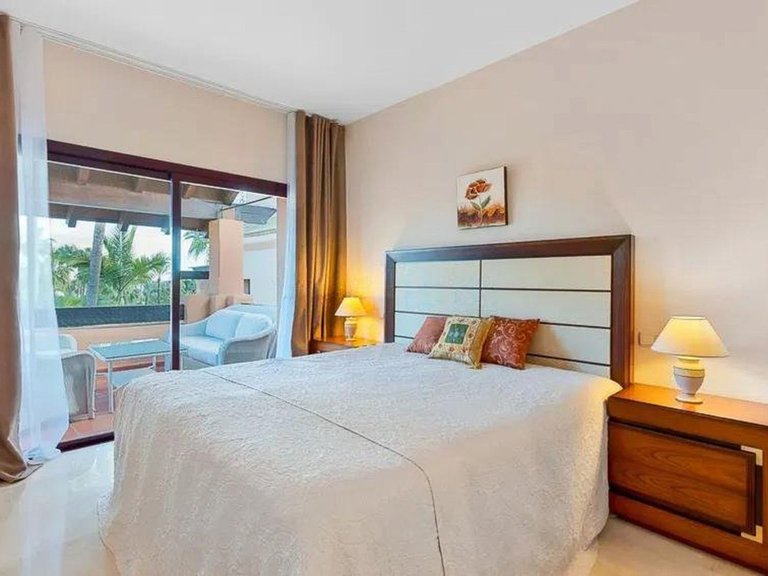 Apartment for Sale in San Pedro De Alcántara, Malaga 8