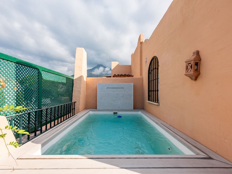 Villa for Sale in Nagüeles, Malaga 26