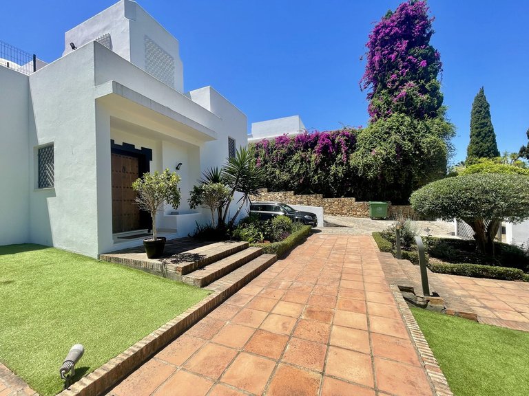 Villa for Sale in Sotogrande, Cadiz 49