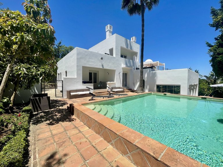 Villa for Sale in Sotogrande, Cadiz 55