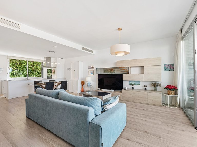 Villa for Sale in Cancelada, Malaga 12