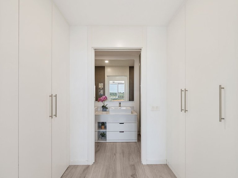 Villa for Sale in Cancelada, Malaga 19