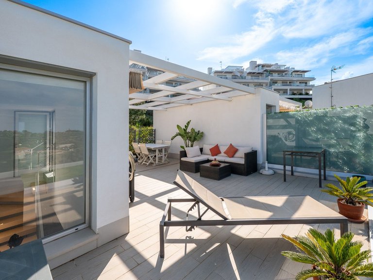 Villa for Sale in Cancelada, Malaga 29