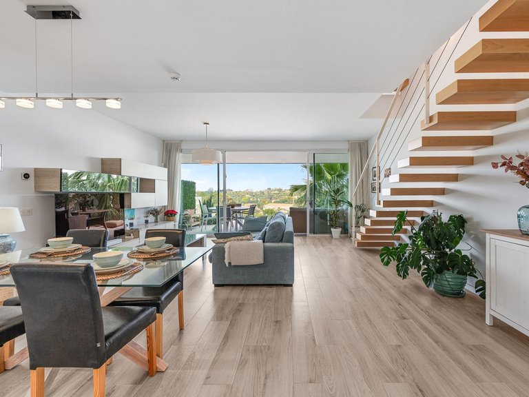 Villa for Sale in Cancelada, Malaga 6
