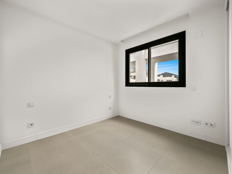 Apartment for Sale in Fuengirola, Malaga 9
