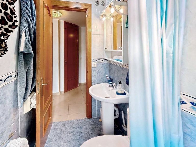 Penthouse for Sale in Costa del Sol, Benalmadena Costa, Malaga 14
