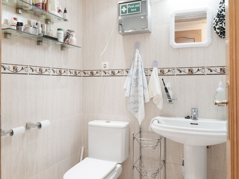 Penthouse for Sale in Costa del Sol, Benalmadena Costa, Malaga 17