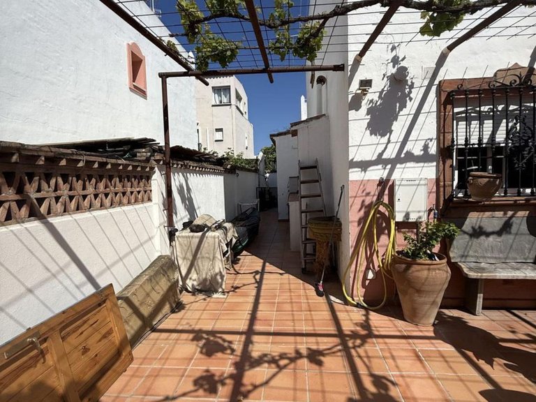 Villa for Sale in Estepona, Malaga 11