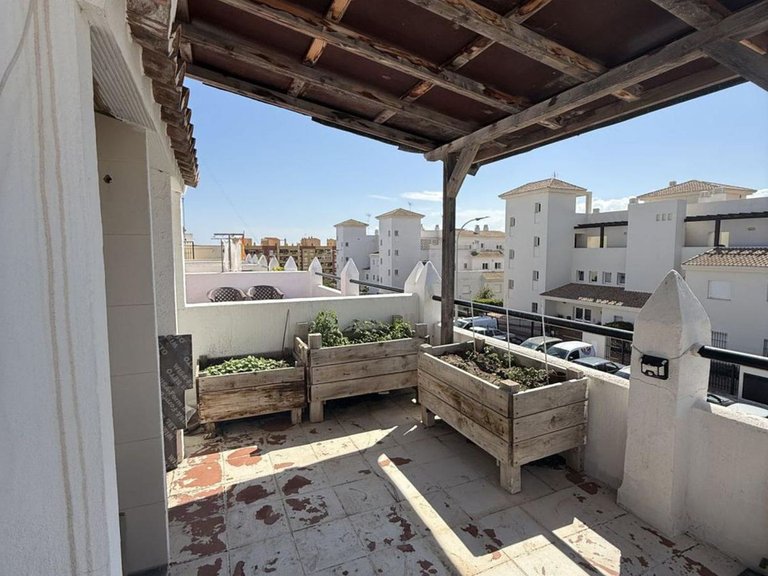 Villa for Sale in Estepona, Malaga 12