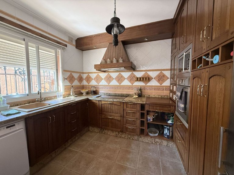 Villa for Sale in Estepona, Malaga 4