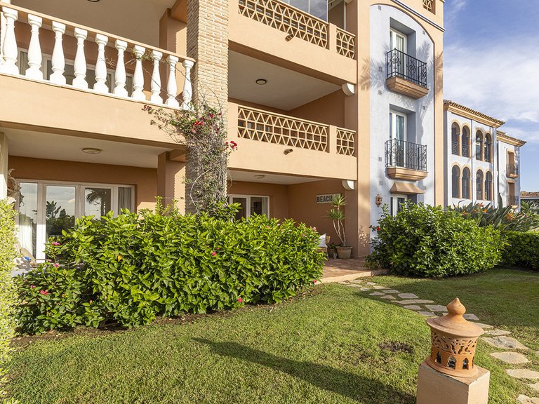 Apartment for Sale in Casares, Malaga 46