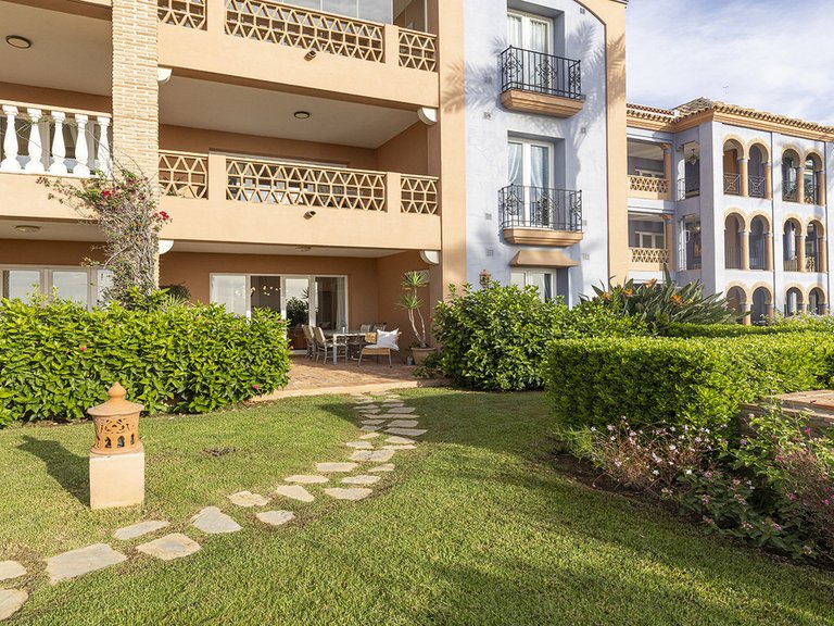 Apartment for Sale in Casares, Malaga 48
