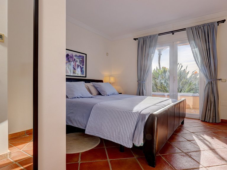 Apartment for Sale in Casares, Malaga 5
