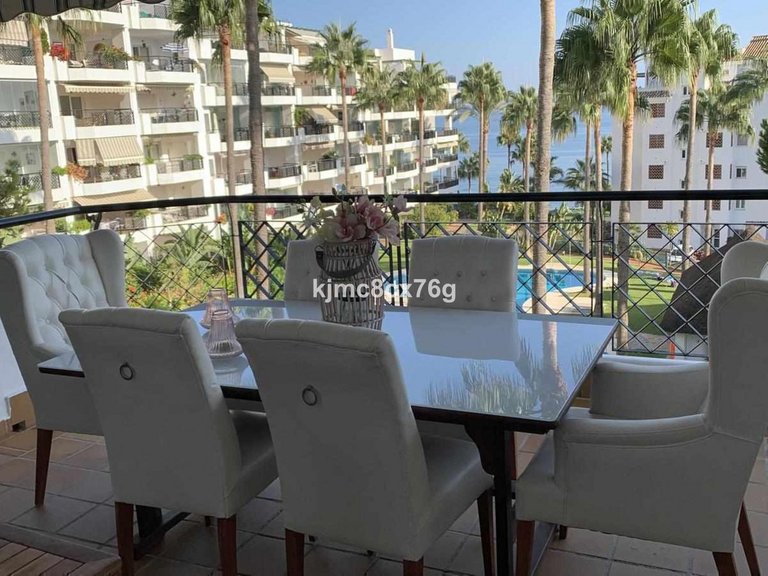 Apartment for Sale in Calahonda, Malaga 1