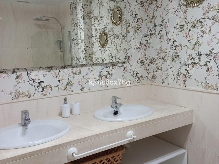 Apartment for Sale in Calahonda, Malaga 14