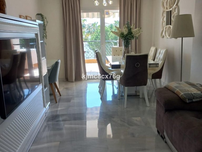 Apartment for Sale in Calahonda, Malaga 3
