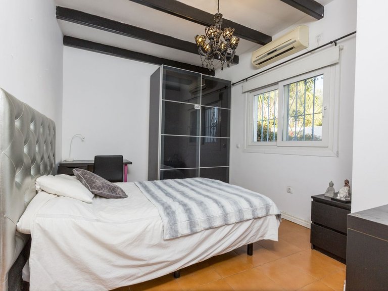 Villa for Sale in El Chaparral, Malaga 18
