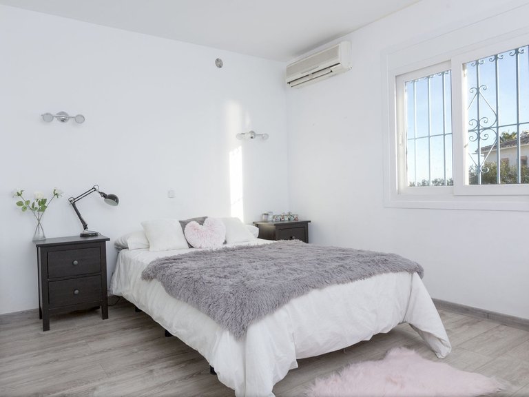 Villa for Sale in El Chaparral, Malaga 23