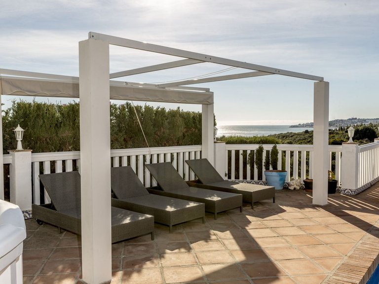 Villa for Sale in El Chaparral, Malaga 31