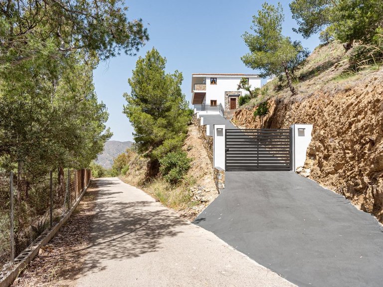 Villa for Sale in Málaga Este, Malaga 1
