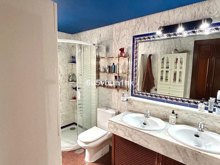Apartment for Sale in Fuengirola, Malaga 14