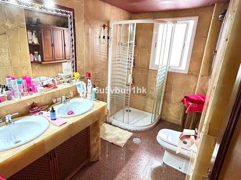 Apartment for Sale in Fuengirola, Malaga 21