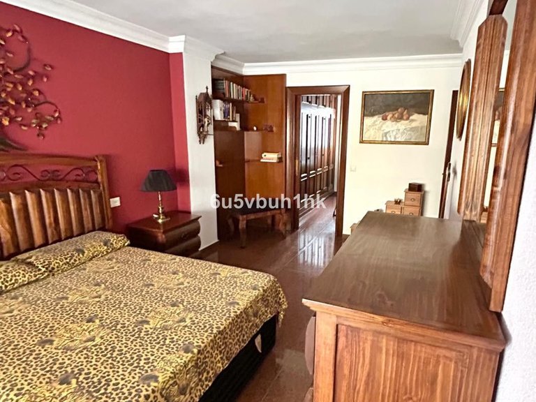 Apartment for Sale in Fuengirola, Malaga 8