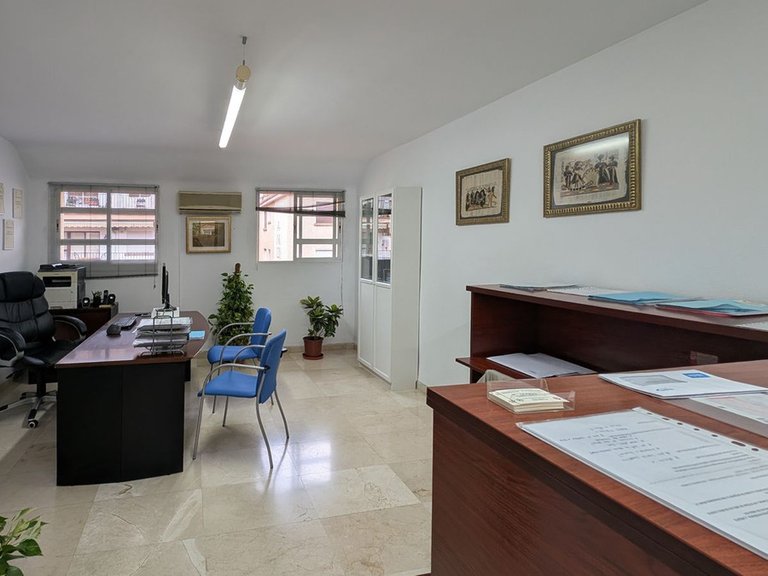 Commercial for Sale in Fuengirola, Malaga 4