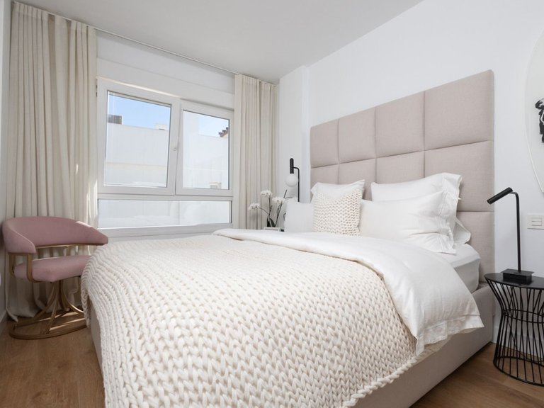 Villa for Sale in Calahonda, Malaga 13