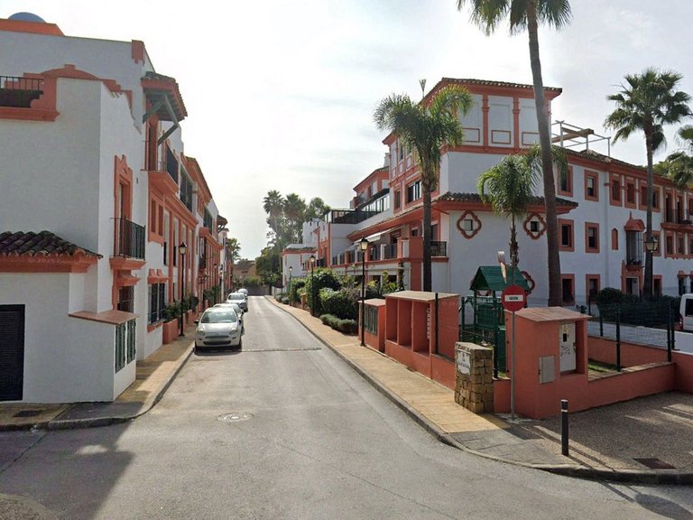 Apartment for Sale in Atalaya, Malaga 2