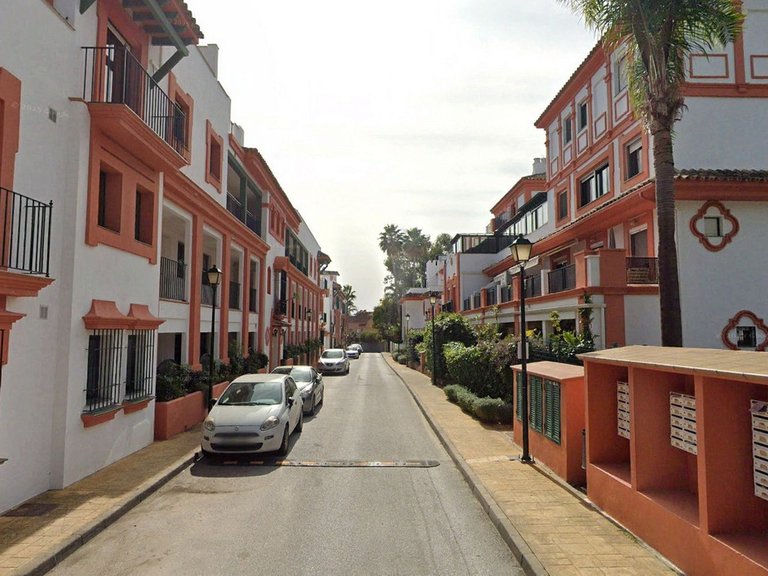 Apartment for Sale in Atalaya, Malaga 3