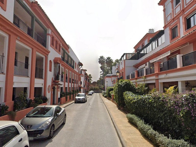 Apartment for Sale in Atalaya, Malaga 4