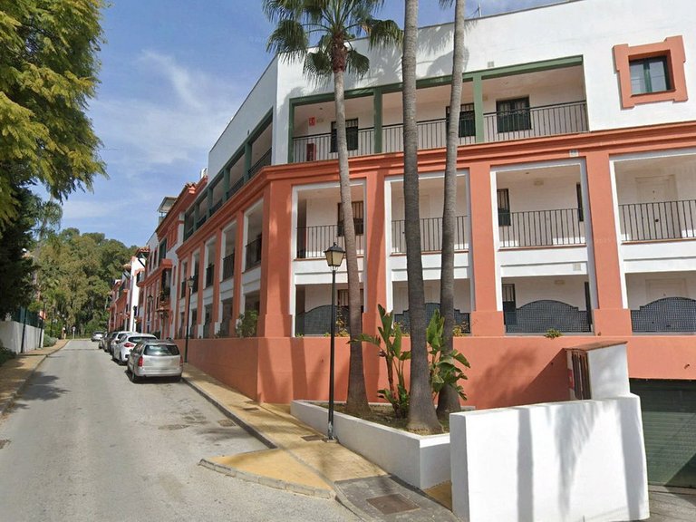Apartment for Sale in Atalaya, Malaga 7