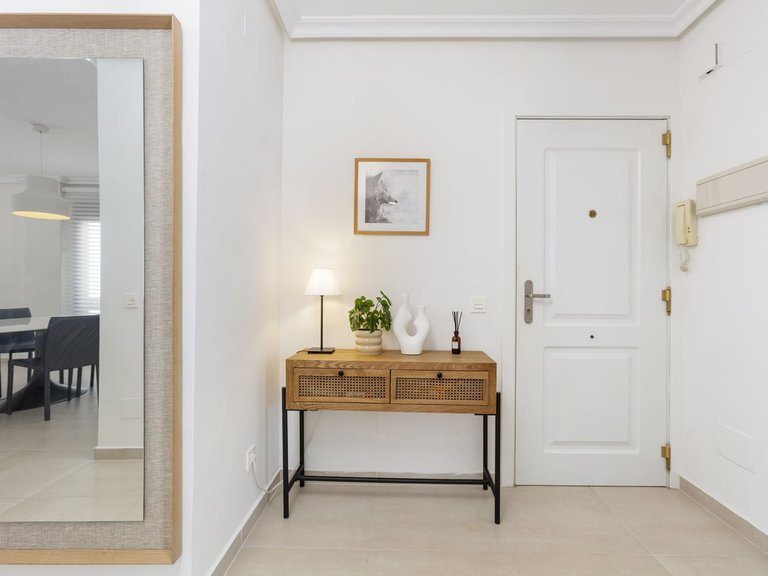 Apartment for Sale in Nueva Andalucía, Malaga 1