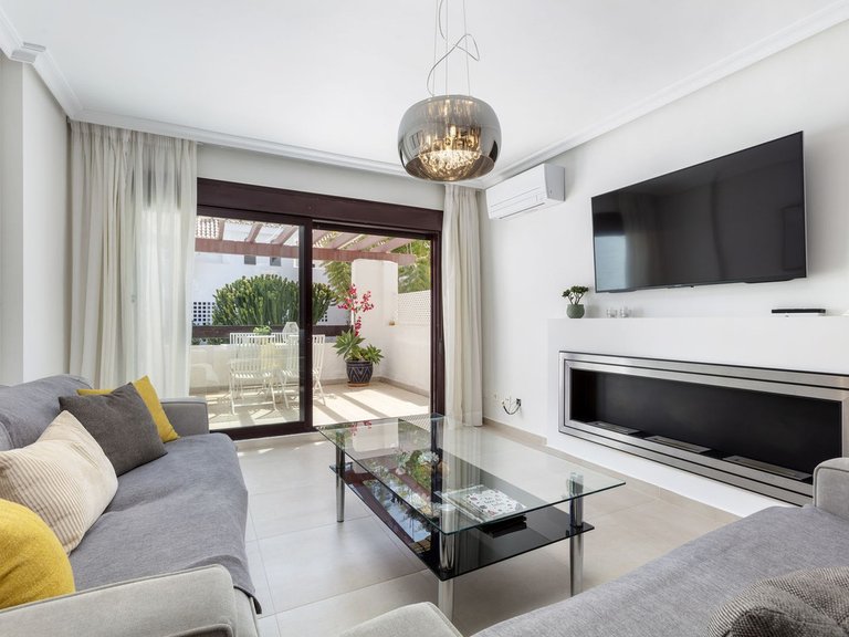 Apartment for Sale in Nueva Andalucía, Malaga 2