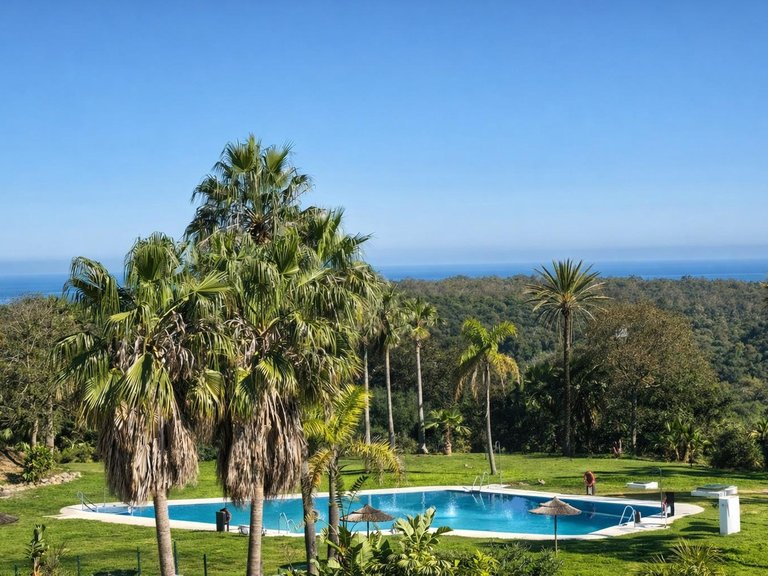 Apartment for Sale in San Roque Club, Cadiz 3