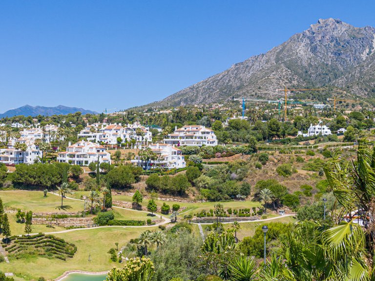Villa for Sale in Costa del Sol Marbella, Malaga 30